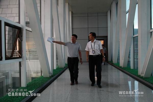 乌海市市长调研乌海机场运营情况