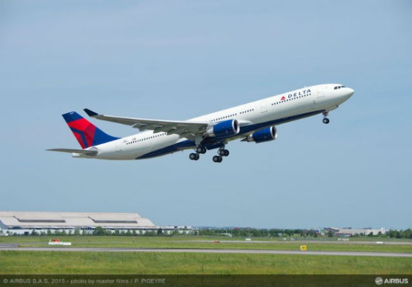 全球首架最大起飞重量242吨A330交付达美航空