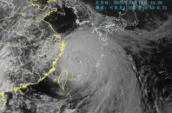 台风来了!上海机场一大波航班在取消……