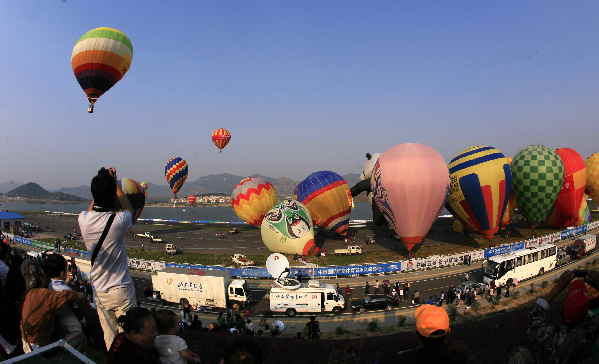 2015中国国际航空体育节9月在山东莱芜举行