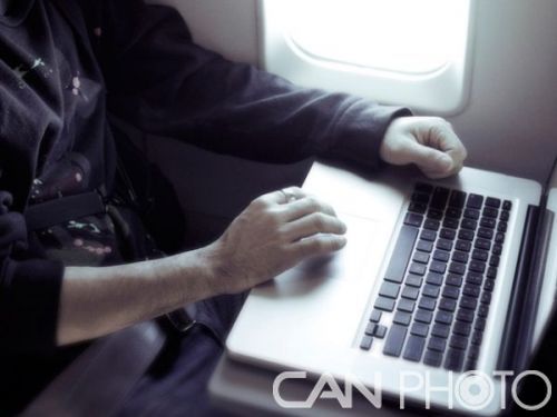 澳航重新考虑在A380和国内航线上提供上网服务