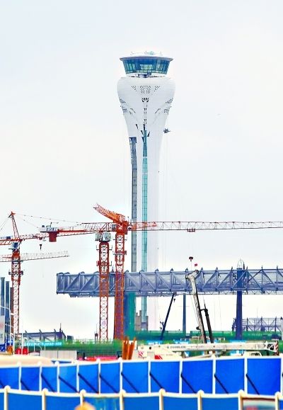 天河机场第二跑道6月启用 武汉现国内最高塔台 天河机场第二跑道6月启用 武汉现国内最高塔台