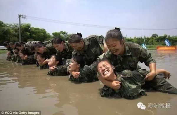 不要招惹中国空姐?澳洲媒体警告全球乘客! 不要招惹中国空姐?澳洲媒体警告全球乘客!