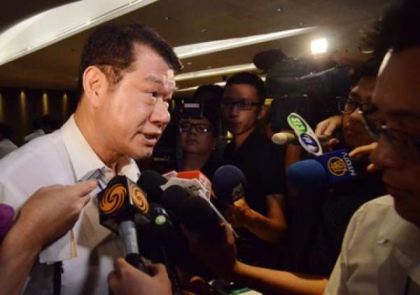 华航罢工后续:子公司华信航空也要同工同酬 华航罢工后续:子公司华信航空也要同工同酬