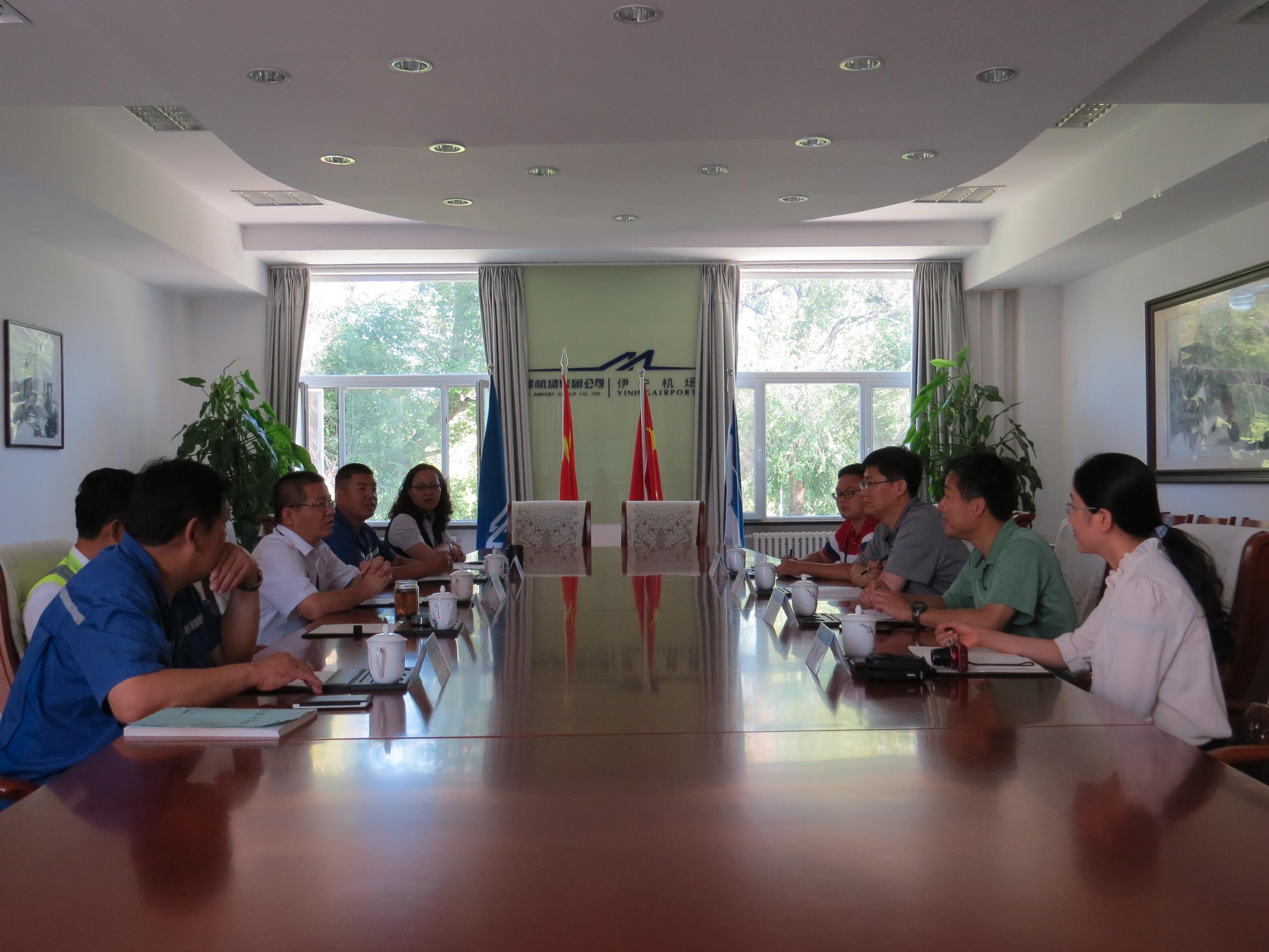 青岛国际机场领导一行与伊那机场领导交流座谈