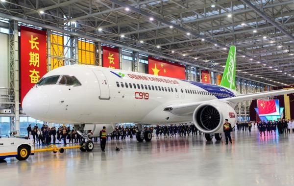 中俄200亿美元合造大飞机 挑战波音空客垄断 中俄200亿美元合造大飞机 挑战波音空客垄断