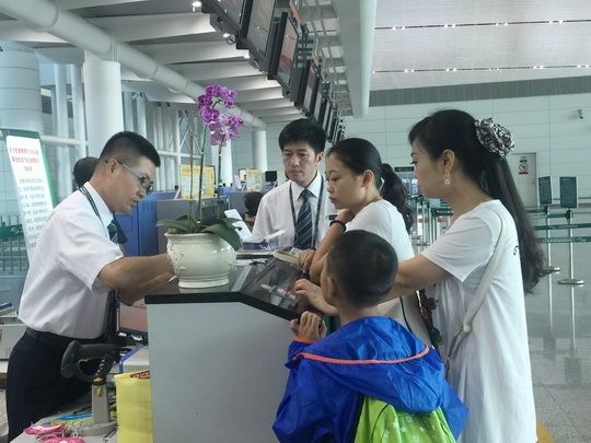 台风过后旅客朋友圈留言:为“汕头人”点赞358699_ 台风过后旅客朋友圈留言:为“汕头人”点赞