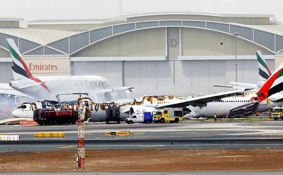 EK521空管对话录音公布:复飞失败飞机触地358869_ EK521空管对话录音公布:复飞失败飞机触地