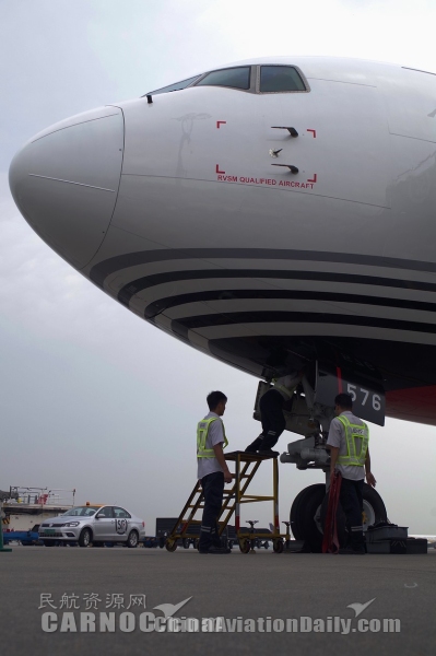 图:旺季再迎767 顺丰航空机队规模达34架