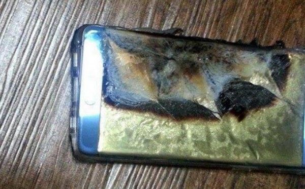 珠海机场提示:禁止旅客机上用Note7及充电托运367499_ 珠海机场提示:禁止旅客机上用Note7及充电托运
