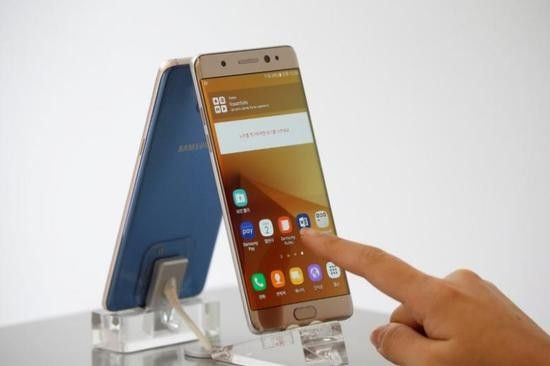 全球民航禁运Note7 三星在各国机场设换机亭373337_ 全球民航禁运Note7 三星在各国机场设换机亭