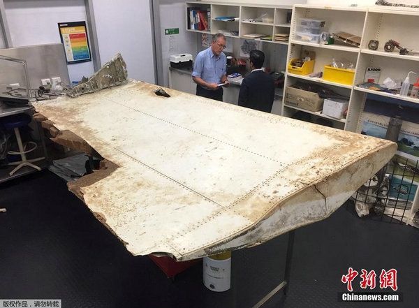 澳方公布MH370最新报告:飞机坠海时无人控制376099_ 澳方公布MH370最新报告:飞机坠海时无人控制