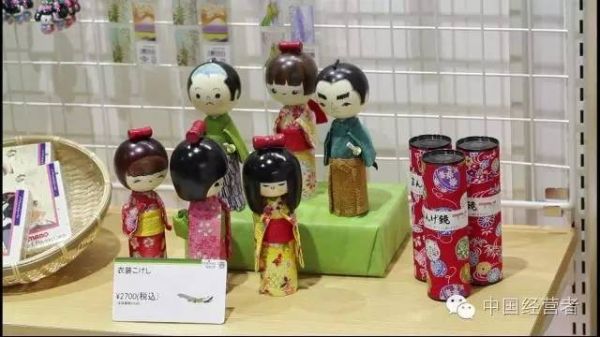 成田机场春秋shop里的玩偶