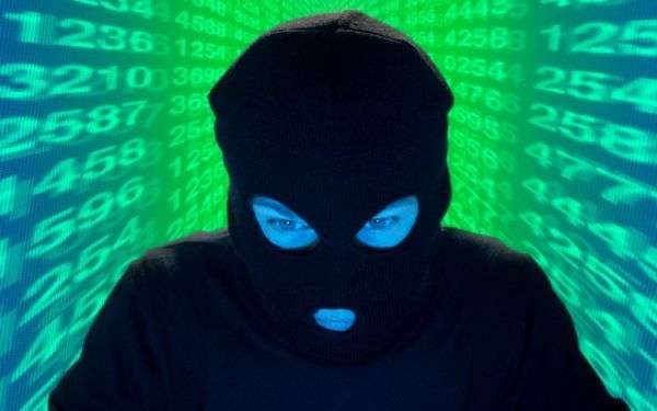研究:客机娱乐系统缺陷或允许黑客控制飞机383713_ 研究:客机娱乐系统缺陷或允许黑客控制飞机