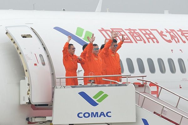 C919首飞机组获大飞机功勋奖:蔡俊等三人记特等功