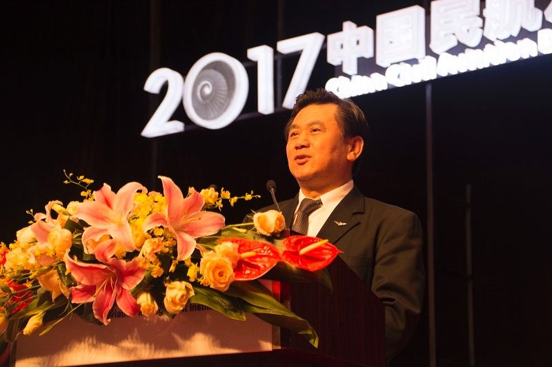 冯正霖:积极推动机场群和城市群打造
