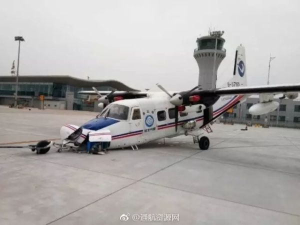 运12起落架断裂。图/朋友圈