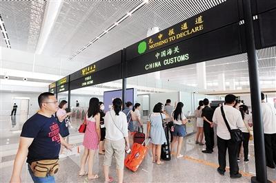 今天起 重庆机场进入三跑道时代