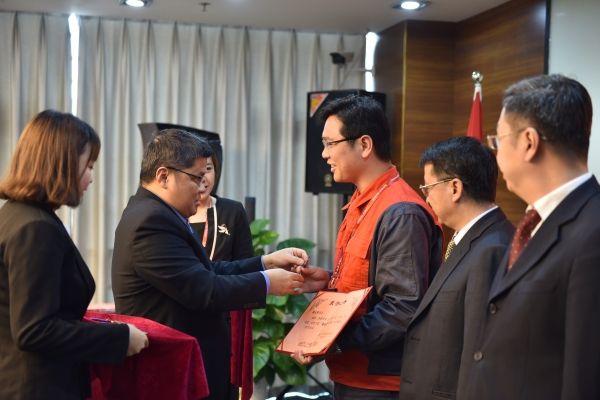 弘扬工匠精神 海航技术“工匠奖”名单揭晓435723_ 弘扬工匠精神 海航技术“工匠奖”名单揭晓