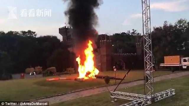 新娘坐直升机空降坠机爆炸 奇迹生还婚礼继续445159_ 新娘坐直升机空降坠机爆炸 奇迹生还婚礼继续