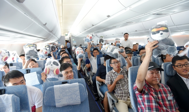 3.国航A350棒棒哒。尹璐摄.JPG