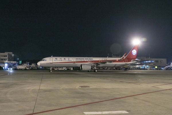 新机加盟 川航机队规模达139架463219_ 新机加盟 川航机队规模达139架