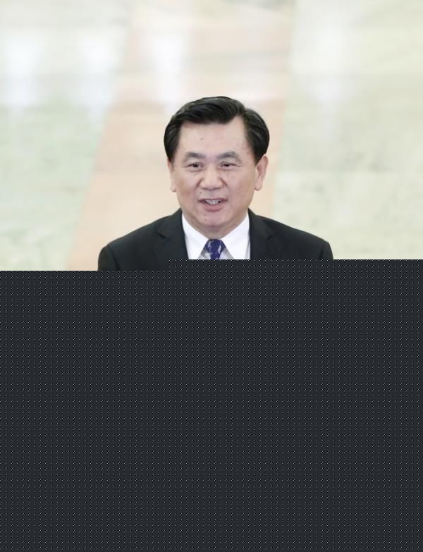 冯正霖:全国机场进行差异化 安检缩减安检时间484849_ 冯正霖:全国机场进行差异化 安检缩减安检时间