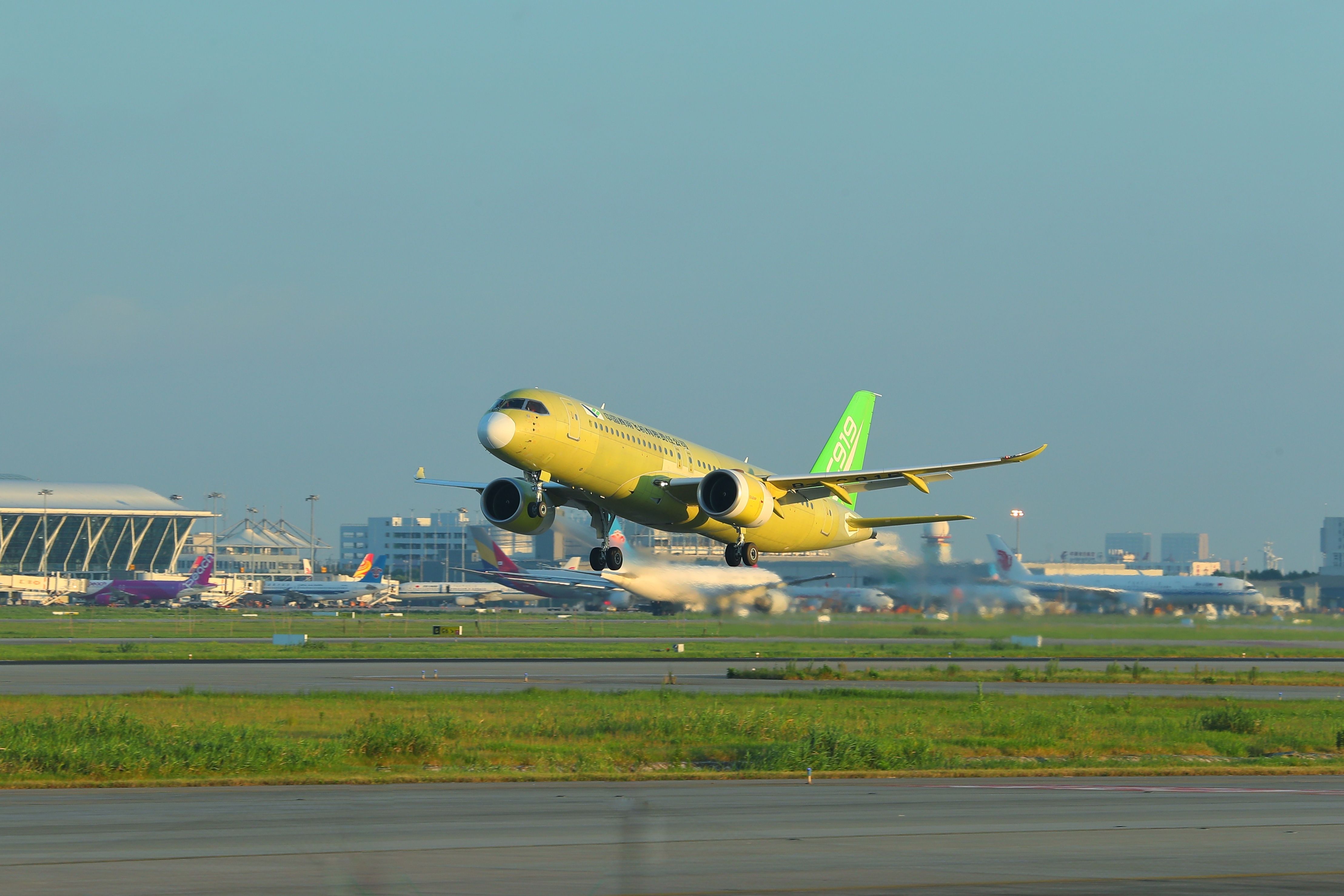 下半年再试飞两架飞机 C919适航取证将全面提速501923_ 下半年再试飞两架飞机 C919适航取证将全面提速