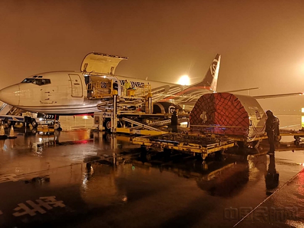 顺丰航空首次实现呼和浩特机场全年执飞532897_ 顺丰航空首次实现呼和浩特机场全年执飞