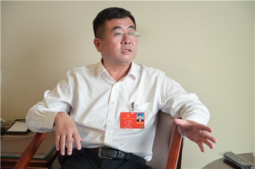 全国人大代表李海鹰:凭这四点,川航有信心度过航空业“寒冬”533873_ 全国人大代表李海鹰:凭这四点,川航有信心度过航空业“寒冬”