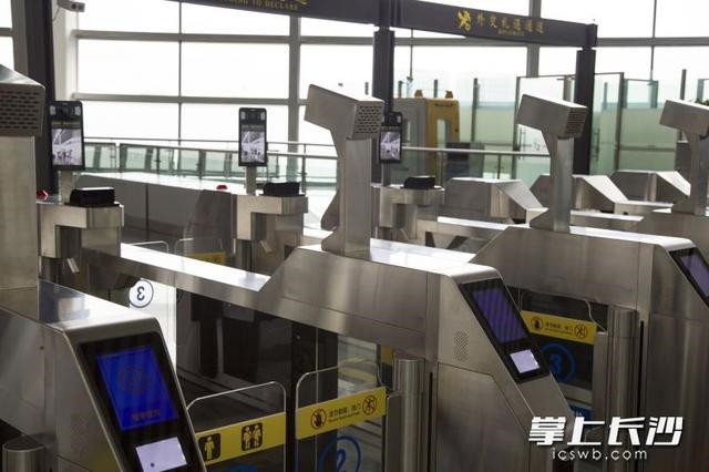 长沙航空口岸通关能力改造提升 黄花机场实现“智慧旅检”543339_ 长沙航空口岸通关能力改造提升 黄花机场实现“智慧旅检”