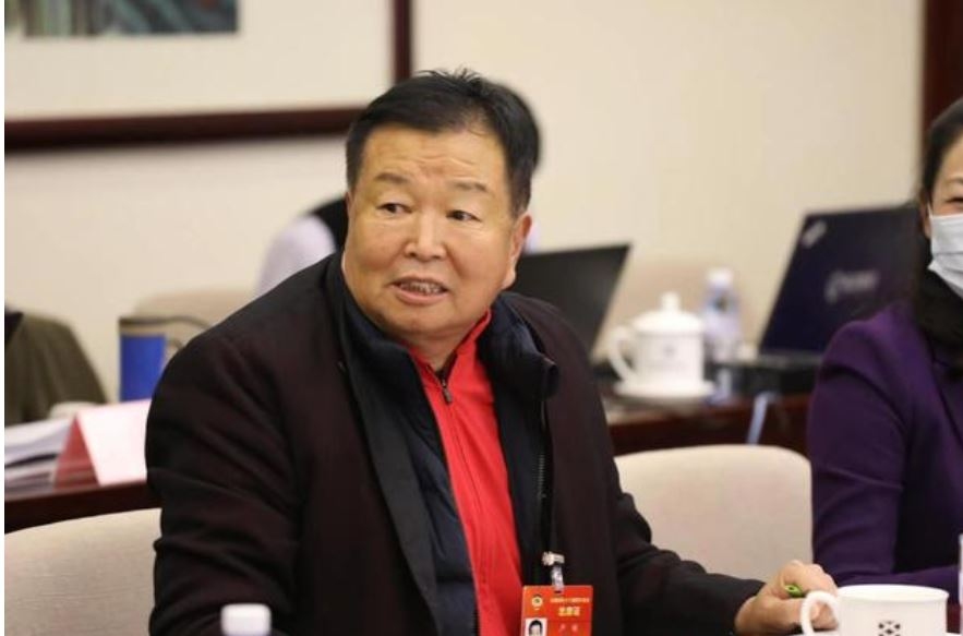 全国政协委员严彬:加强航空应急救援能力建设,倡导通用航空的公益属性556179_ 全国政协委员严彬:加强航空应急救援能力建设,倡导通用航空的公益属性