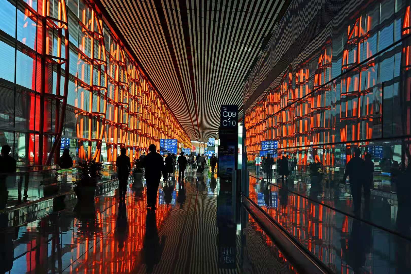 首都机场“清明”小长假预计运送旅客42.21万人次558235_ 首都机场“清明”小长假预计运送旅客42.21万人次