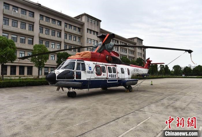湖北省首届直升机救生培训班开班565499_ 湖北省首届直升机救生培训班开班