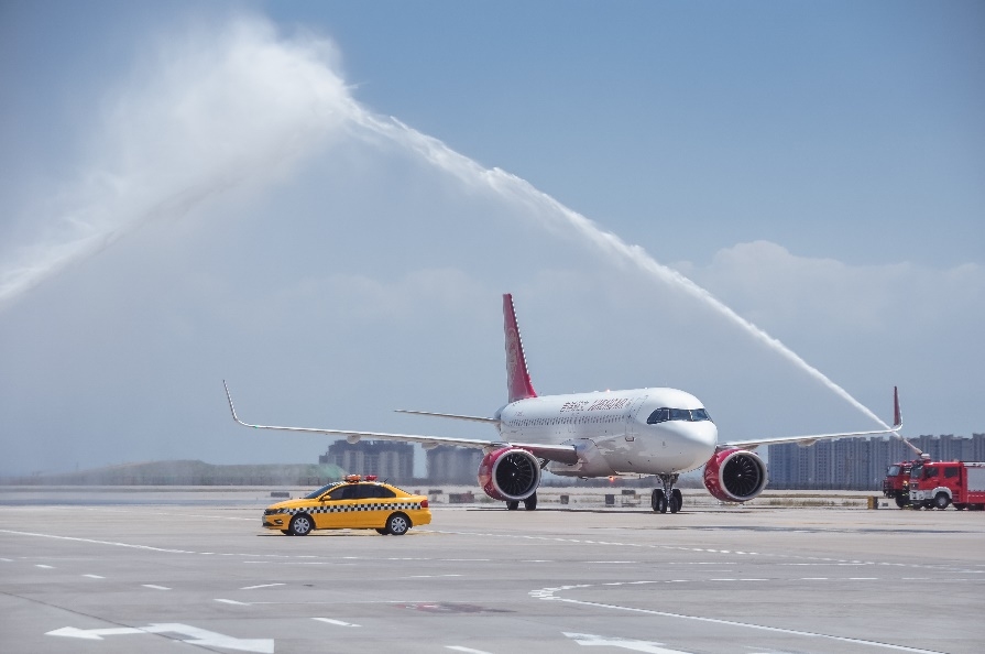 吉祥航空执行HO1211陕西援沪医务人员返程航班 以实际行动积极履行抗击疫情社会责任584595_ 吉祥航空执行HO1211陕西援沪医务人员返程航班 以实际行动积极履行抗击疫情社会责任