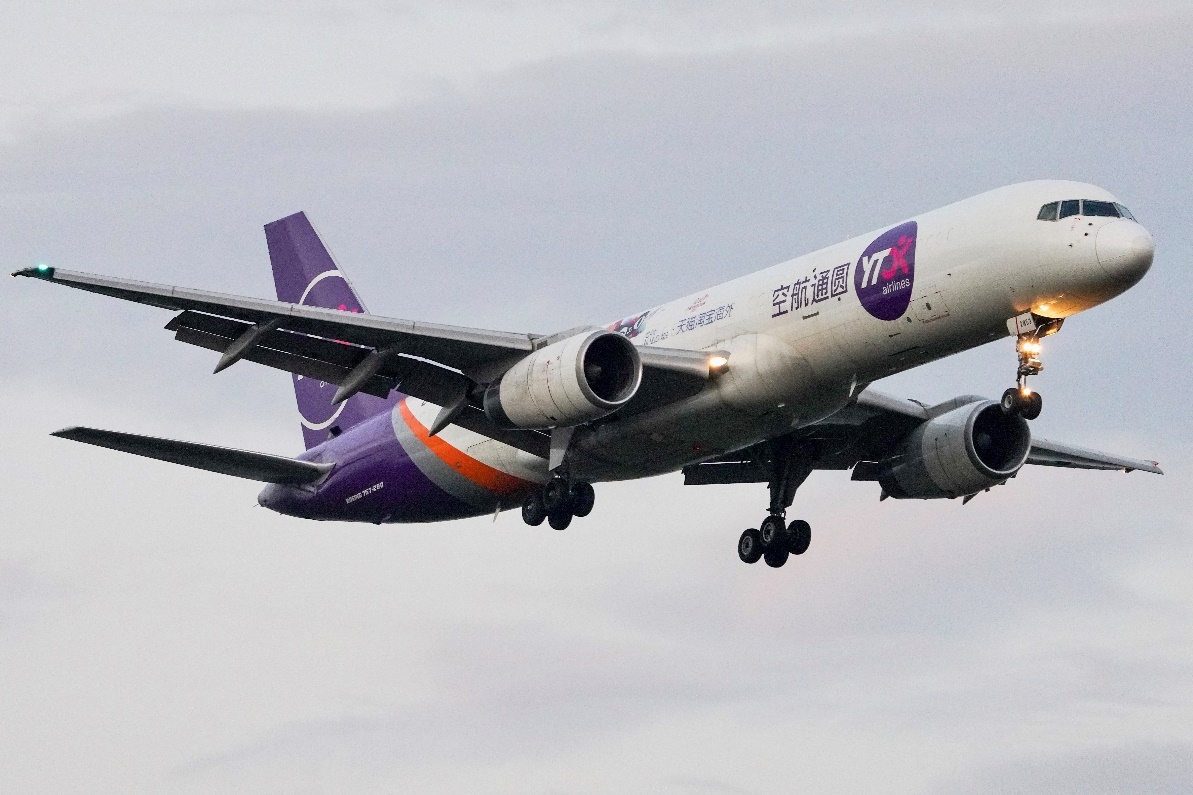 年底囤货?圆通再添一架B757全货机,加码航空物流596121_ 年底囤货?圆通再添一架B757全货机,加码航空物流