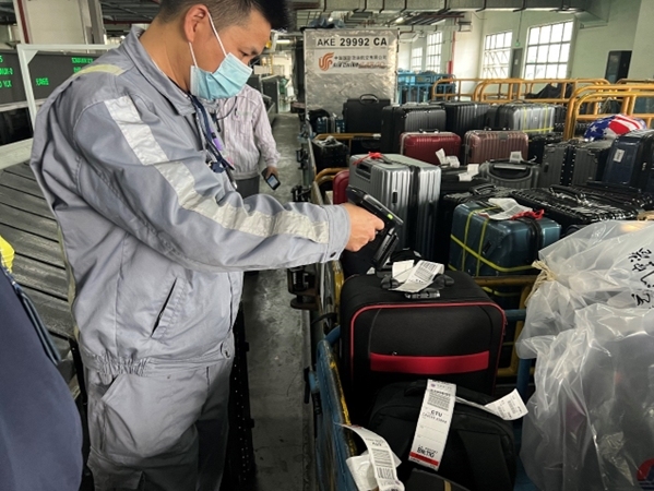 厦门机场完成RFID行李全流程跟踪信息系统建设602058_ 厦门机场完成RFID行李全流程跟踪信息系统建设