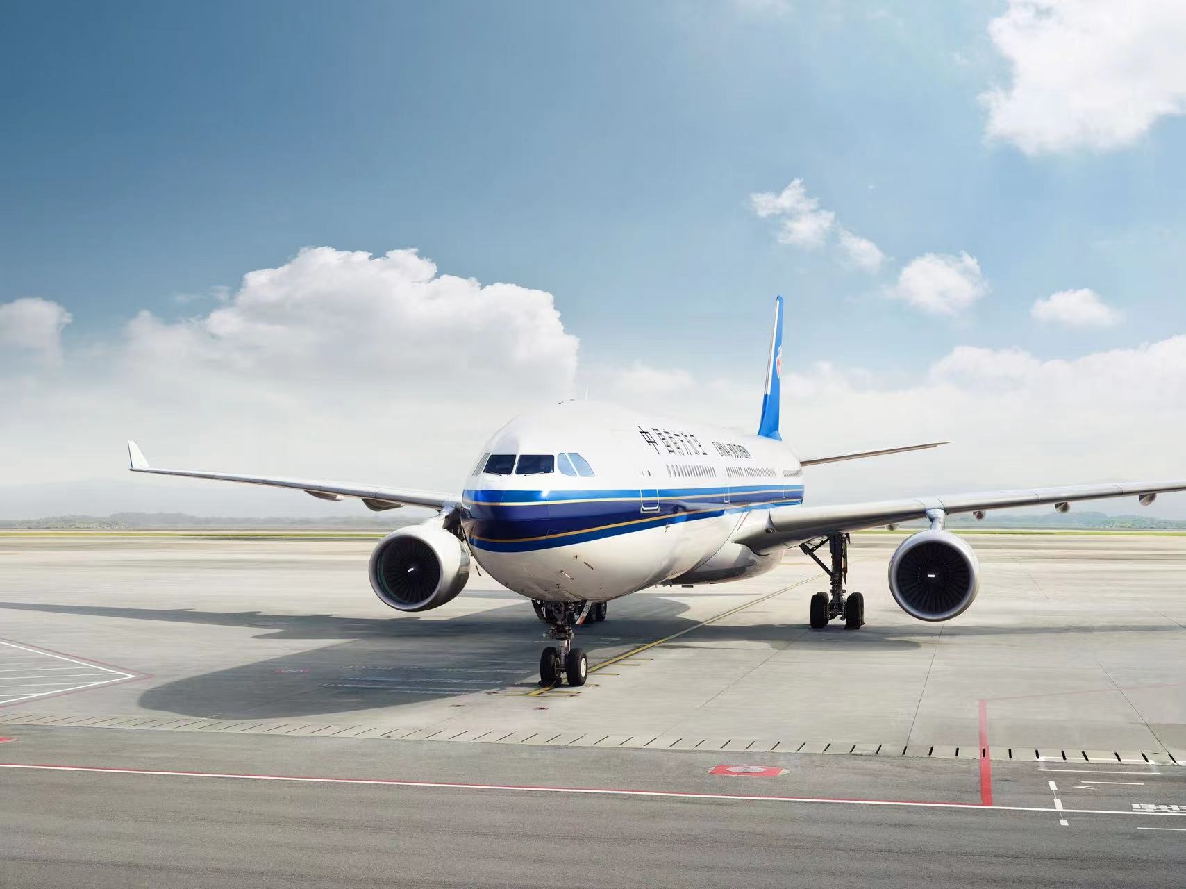 中国南方航空与阿提哈德航空签署谅解备忘录 共同探索更多合作602190_ 中国南方航空与阿提哈德航空签署谅解备忘录 共同探索更多合作